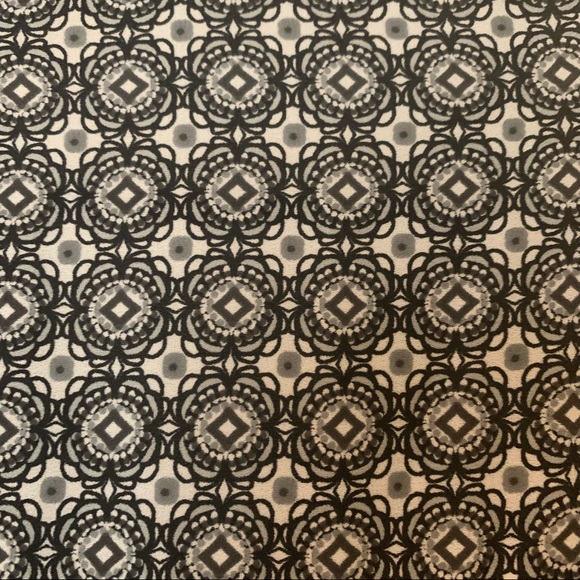 Express patterned button down portofino work blouse - Picture 8 of 8